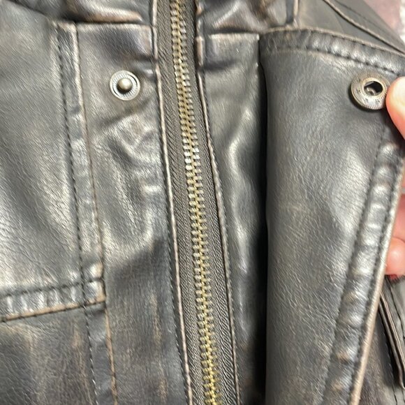 Levi's Faux Leather Distressed Aviator Jacket Pockets Vent Brown Size X Large XL - Picture 9 of 16